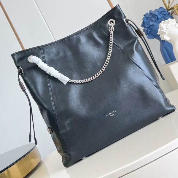 Louis Vuitton Carryall PM