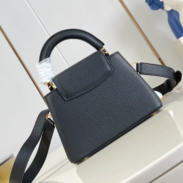 Louis Vuitton Capucines BB M25862