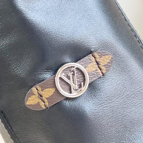 Louis Vuitton Carryall PM