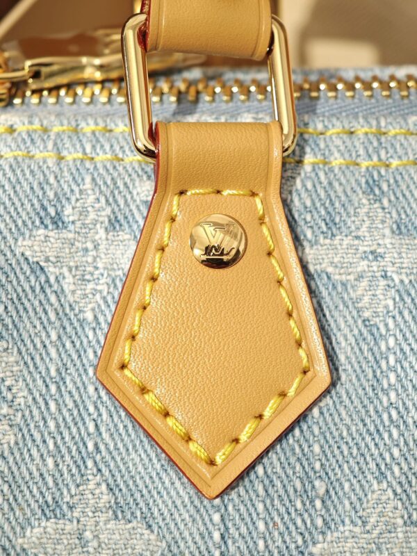 LV NANO SPEEDY Bag 4 LV NANO SPEEDY Bag