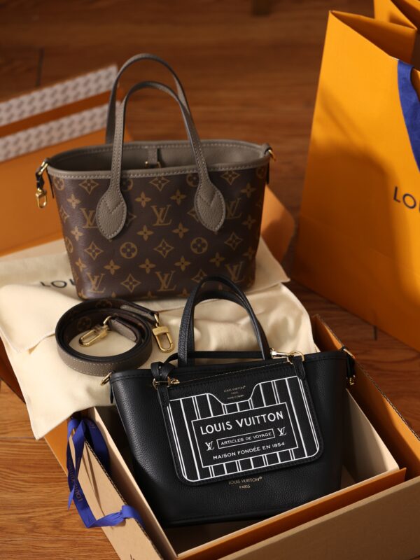 LV Neverfull Bandoulière Inside Out BB Bag Replica